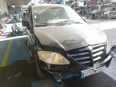 Здавання транспортного засобу ssangyong rodius xdi року 2006 потужний d27dt