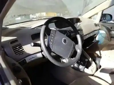 Здавання транспортного засобу ssangyong rodius xdi року 2006 потужний d27dt