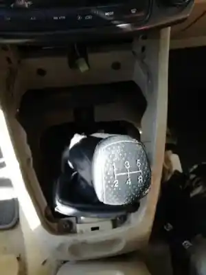 Здавання транспортного засобу ssangyong rodius xdi року 2006 потужний d27dt