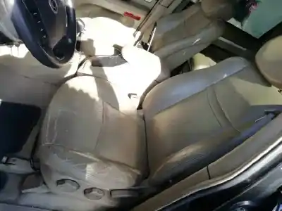 Здавання транспортного засобу ssangyong rodius xdi року 2006 потужний d27dt