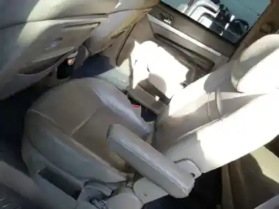 Здавання транспортного засобу ssangyong rodius xdi року 2006 потужний d27dt