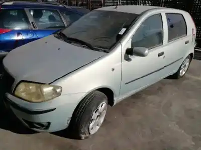 Veicolo di demolizione fiat punto berlina (188) 1.3 jtd classic dell'anno 2004 alimentato 188a9000