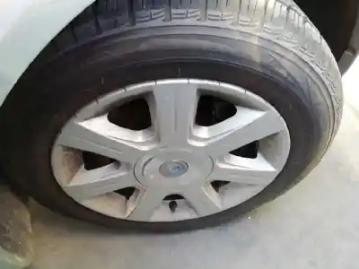 Veicolo di demolizione fiat punto berlina (188) 1.3 jtd classic dell'anno 2004 alimentato 188a9000