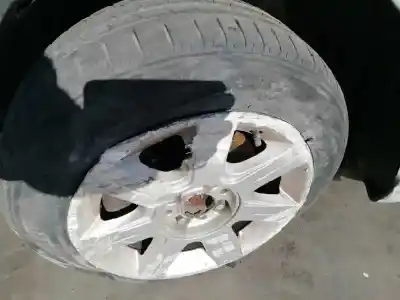 Veicolo di demolizione fiat punto berlina (188) 1.3 jtd classic dell'anno 2004 alimentato 188a9000