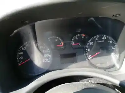 Veicolo di demolizione fiat punto berlina (188) 1.3 jtd classic dell'anno 2004 alimentato 188a9000