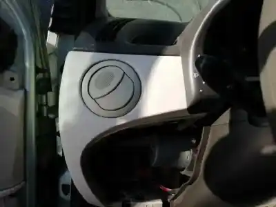 Veicolo di demolizione fiat punto berlina (188) 1.3 jtd classic dell'anno 2004 alimentato 188a9000