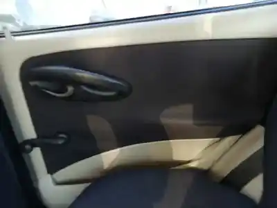 Veicolo di demolizione fiat punto berlina (188) 1.3 jtd classic dell'anno 2004 alimentato 188a9000