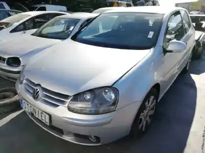 Véhicule à la ferraille volkswagen golf v berlina (1k1) 1.9 tdi de l'année 2004 alimenté bkc