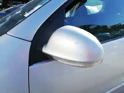 Véhicule à la ferraille volkswagen golf v berlina (1k1) 1.9 tdi de l'année 2004 alimenté bkc