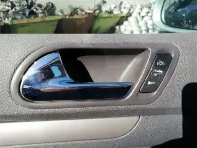 Véhicule à la ferraille volkswagen golf v berlina (1k1) 1.9 tdi de l'année 2004 alimenté bkc