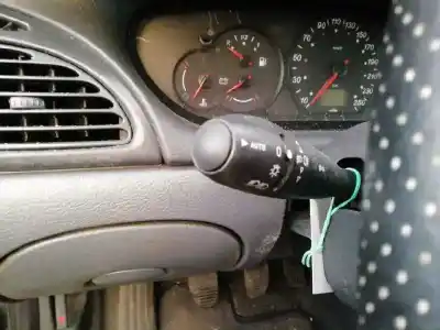 Здавання транспортного засобу citroen c5 berlina 1.8 cat (6fz / ew7j4) року 2004 потужний 6fz