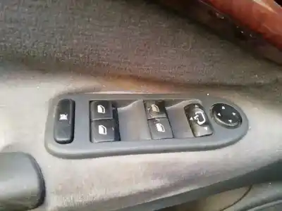 Здавання транспортного засобу citroen c5 berlina 1.8 cat (6fz / ew7j4) року 2004 потужний 6fz
