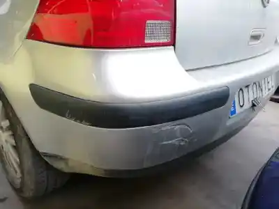 Vehicul casat volkswagen golf iv berlina (1j1) 1.9 tdi al anului 2000 alimentat alh