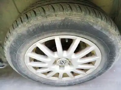 Vehicul casat volkswagen golf iv berlina (1j1) 1.9 tdi al anului 2000 alimentat alh