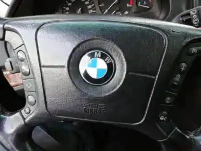 Здавання транспортного засобу bmw serie 5 berlina (e39) 530d року 2004 потужний 306d1