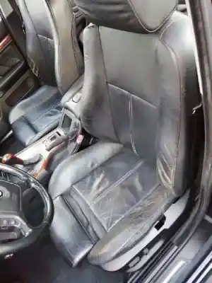 Здавання транспортного засобу bmw serie 5 berlina (e39) 530d року 2004 потужний 306d1