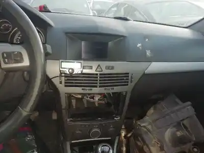 Здавання транспортного засобу opel astra h berlina 1.7 16v cdti cat (z 17 dtl / lrb) року 2004 потужний z17dtl