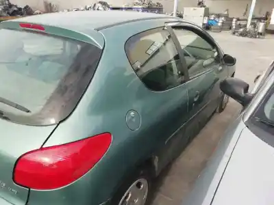 Hurda Aracı peugeot 206 berlina xt yılın 2002 güçlü 8hx