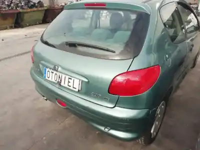 Hurda Aracı peugeot 206 berlina xt yılın 2002 güçlü 8hx