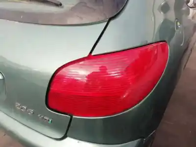 Hurda Aracı peugeot 206 berlina xt yılın 2002 güçlü 8hx
