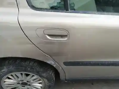 Здавання транспортного засобу volvo s60 berlina 2.4 d року 2003 потужний d5244t