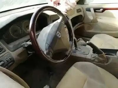 Здавання транспортного засобу volvo s60 berlina 2.4 d року 2003 потужний d5244t