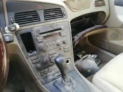Здавання транспортного засобу volvo s60 berlina 2.4 d року 2003 потужний d5244t