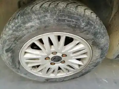Здавання транспортного засобу volvo s60 berlina 2.4 d року 2003 потужний d5244t