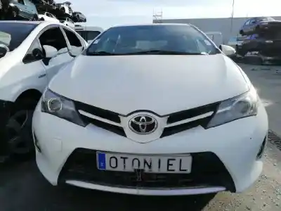 Scrapping Vehicle toyota auris (_e15_) 1.4 d-4d (nde150_) of the year 2013 powered 1nd
