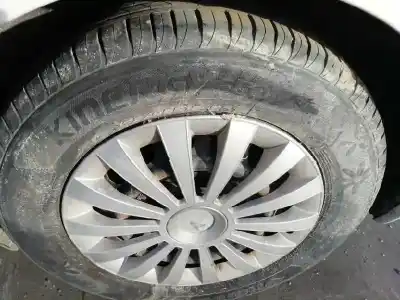 Scrapping Vehicle toyota auris (_e15_) 1.4 d-4d (nde150_) of the year 2013 powered 1nd