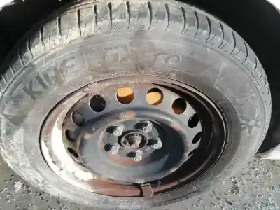 Scrapping Vehicle toyota auris (_e15_) 1.4 d-4d (nde150_) of the year 2013 powered 1nd