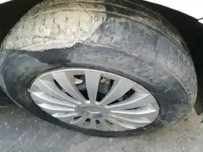 Scrapping Vehicle toyota auris (_e15_) 1.4 d-4d (nde150_) of the year 2013 powered 1nd