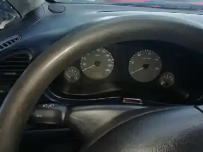 Véhicule à la ferraille volkswagen sharan (7m8) básico de l'année 1998 alimenté afn