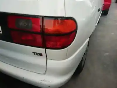 Véhicule à la ferraille volkswagen sharan (7m8) básico de l'année 1998 alimenté afn