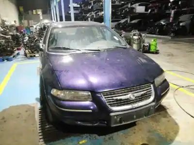 Здавання транспортного засобу chrysler stratus berlina (ja) 2.0 le року 2000 потужний g c o 2.0l