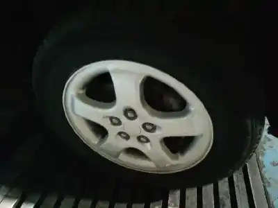 Здавання транспортного засобу chrysler stratus berlina (ja) 2.0 le року 2000 потужний g c o 2.0l