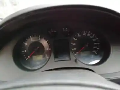 Véhicule à la ferraille seat ibiza (6l1) fresh de l'année 2004 alimenté azq