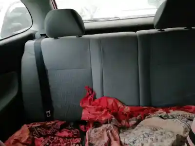 Véhicule à la ferraille seat ibiza (6l1) fresh de l'année 2004 alimenté azq