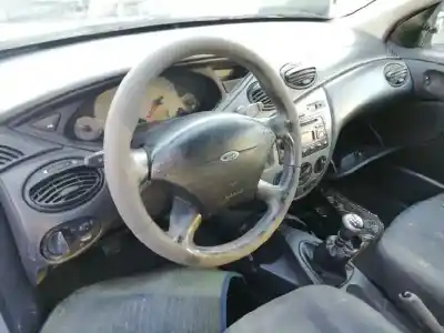 Здавання транспортного засобу ford focus berlina (cak) 1.8 tddi turbodiesel cat року 2001 потужний c9db
