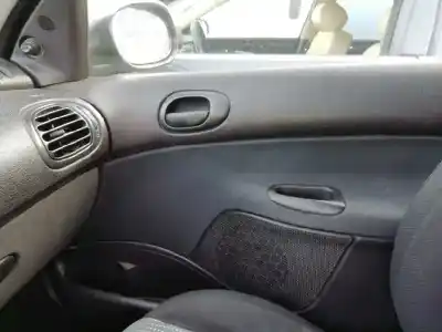 Hurda Aracı peugeot 206 berlina 1.4 hdi yılın 2004 güçlü 8hz
