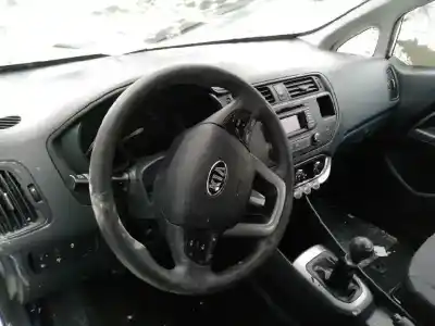 Véhicule à la ferraille kia                                                rio                                                                                                                                                                                                                                                        1.2 cat                                                                                                                                                                                                                                                    de l'année 2012 alimenté g4la