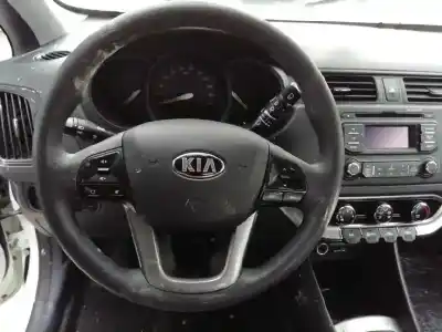 Véhicule à la ferraille kia                                                rio                                                                                                                                                                                                                                                        1.2 cat                                                                                                                                                                                                                                                    de l'année 2012 alimenté g4la