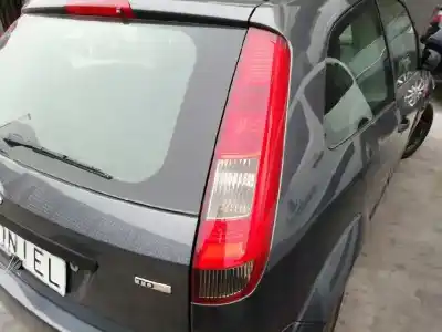 Veículo de Sucata ford fiesta (cbk) 1.4 tdci cat do ano 2004 alimentado f6ja