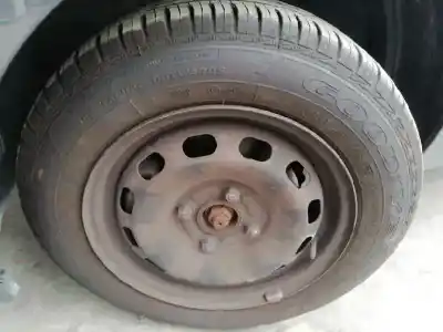 Veículo de Sucata ford fiesta (cbk) 1.4 tdci cat do ano 2004 alimentado f6ja