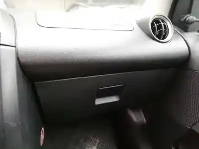 Veículo de Sucata ford fiesta (cbk) 1.4 tdci cat do ano 2004 alimentado f6ja
