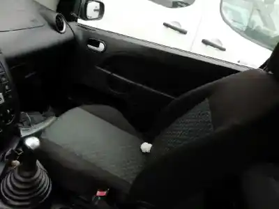 Veículo de Sucata ford fiesta (cbk) 1.4 tdci cat do ano 2004 alimentado f6ja