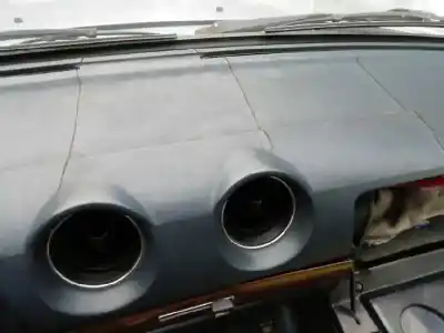 Véhicule à la ferraille mercedes-benz clase e (w123) berlina+coupe d 300 de l'année 1984 alimenté 617912