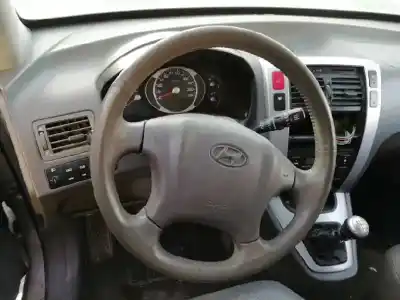 Verschrottungsfahrzeug hyundai tucson (jm) 2.0 crdi des jahres 2007 angetrieben d4ea