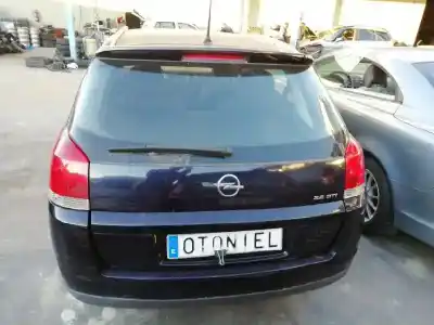 Здавання транспортного засобу opel signum 2.2 16v dti cat (y 22 dtr / l50) року 2004 потужний y22dtr