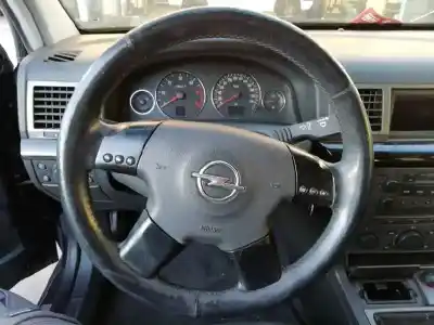 Здавання транспортного засобу opel signum 2.2 16v dti cat (y 22 dtr / l50) року 2004 потужний y22dtr